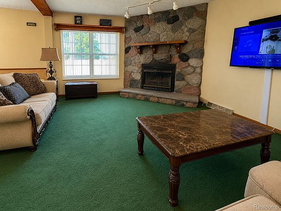 5th image of 6968 Liberty Ln