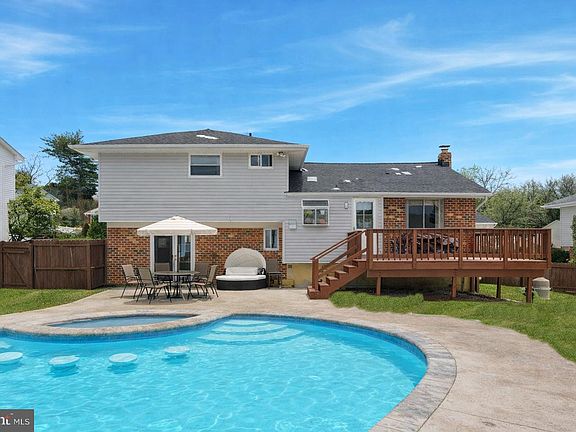 3rd image of 9713 Mendoza Rd