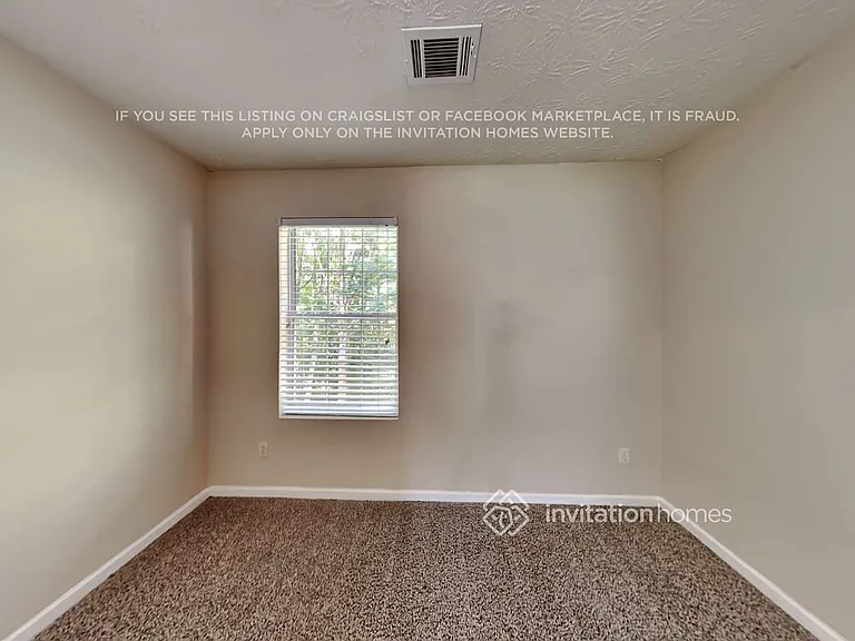 208 Belmont Dr — Photo 15