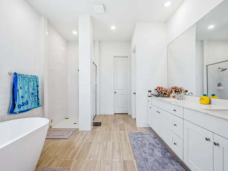 31051 Sun Valley Dr — Photo 31