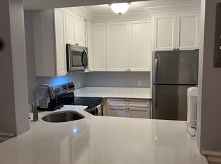 223 High St APT R, Westerly, RI 02891