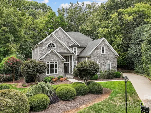5219 Cadbury Ct, Charlotte, NC 28277