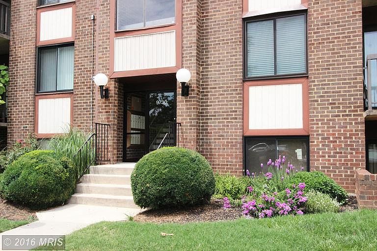1st image of 9730 Kingsbridge Dr APT 302