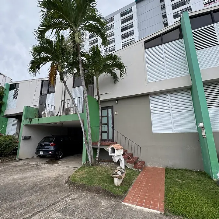 390 Calle Sargento Medina Las Americas Ct #4