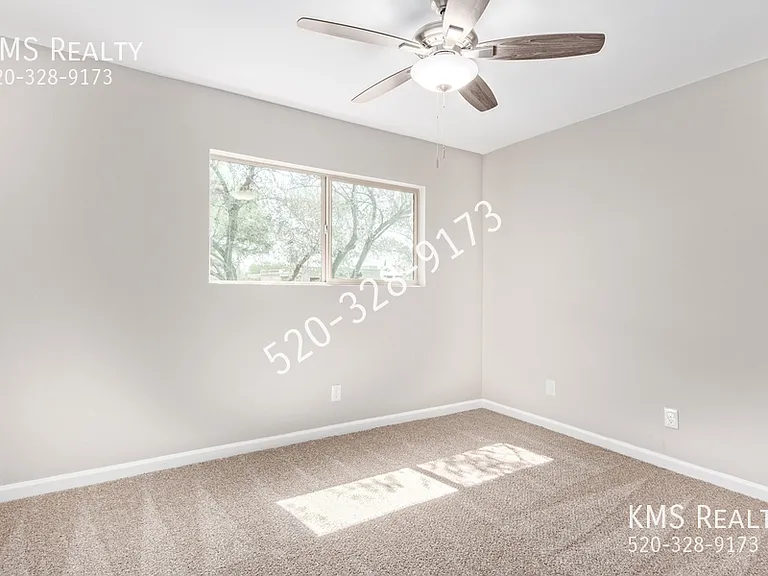 9600 E Barrudean Hills St — Photo 8