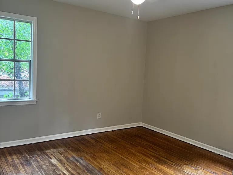 1268 Vicksburg Dr — Photo 12