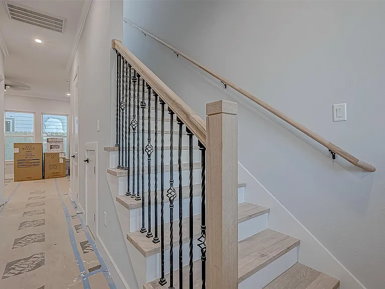 6840 Del Rio St — Photo 17