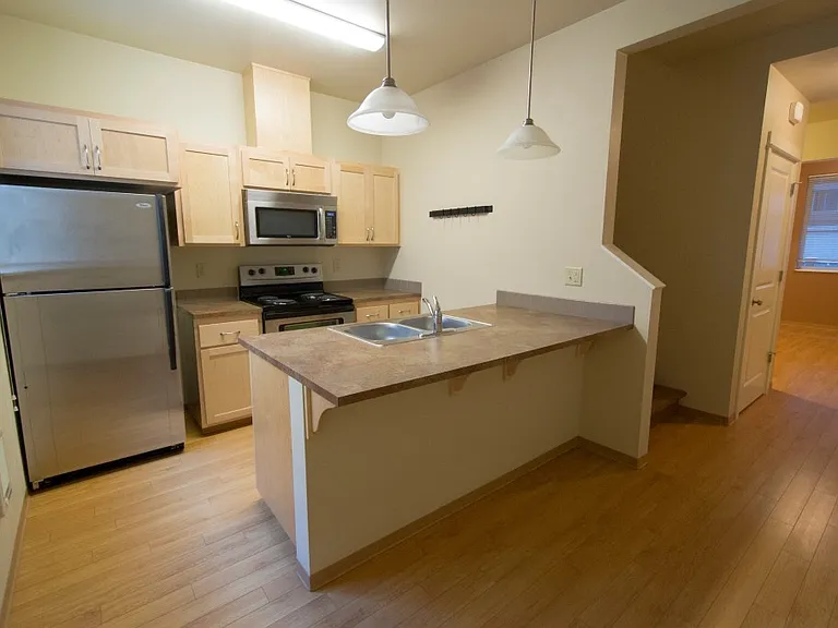 648 E 17th Ave #1-20 — Photo 40
