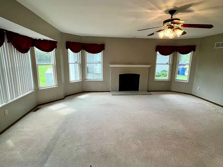 14312 Jamestown Bay Dr — Photo 4