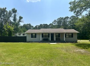 6400 Hans Rd, Moss Point, MS 39562