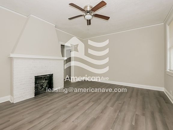 1709607_004_wm_-_living_room_13132513.jpg