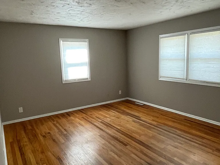 12505 A St — Photo 12