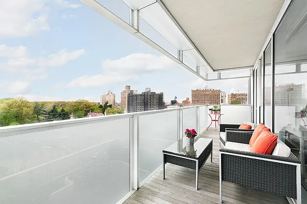 Sold by Compass | media 8