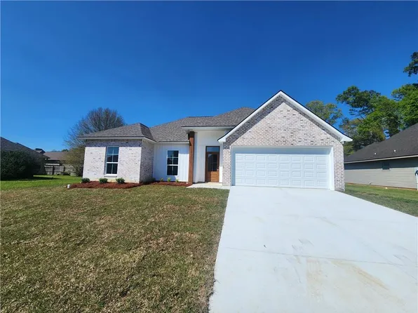 29801 Atlanta Dr, Albany, LA 70711