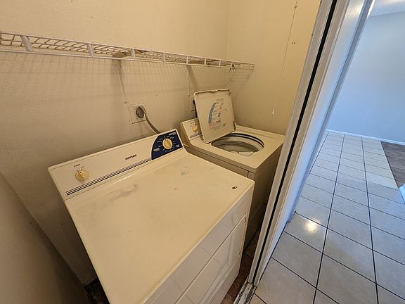 3rd image of 2702 E Tierra Buena Ln APT 4