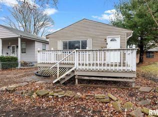 2716 S Glenwood Ave, Springfield, IL 62704