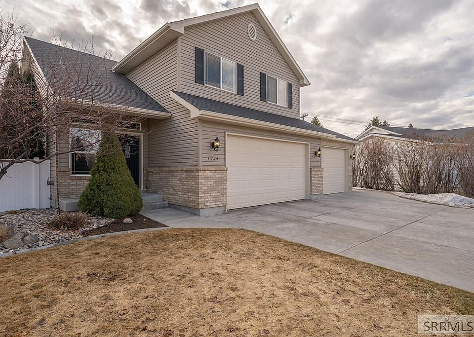 1st image of 1334 Clarence Dr