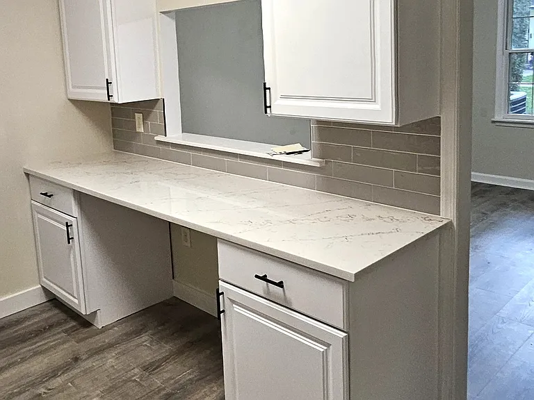 Breakfast bar / serving area