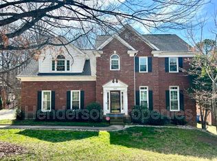 332 Walnut Point Dr, Matthews, NC 28105