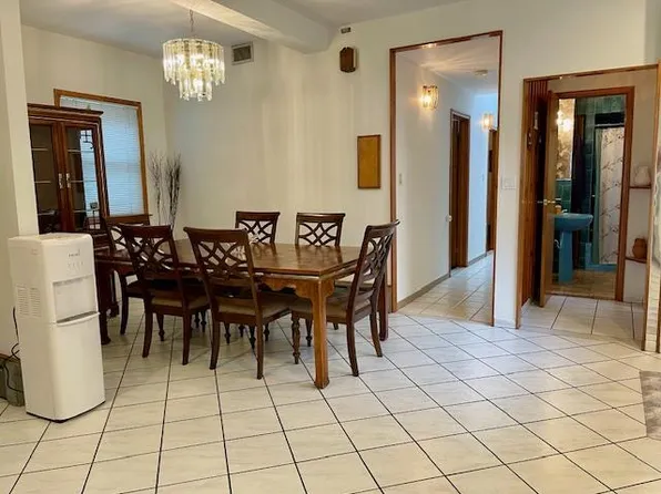 53-80 72nd Place image 3 of 13