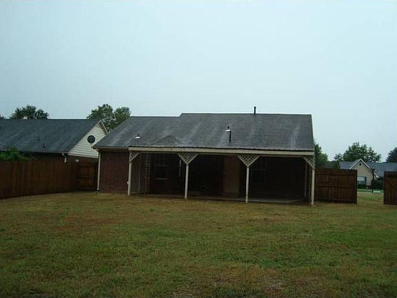 2nd image of 7416 Black Oak Dr