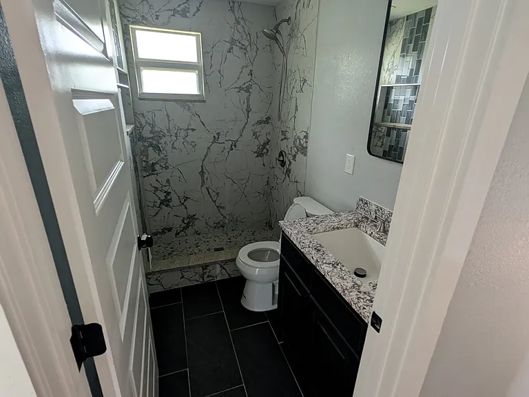 1014 Hayden Rd — Photo 15