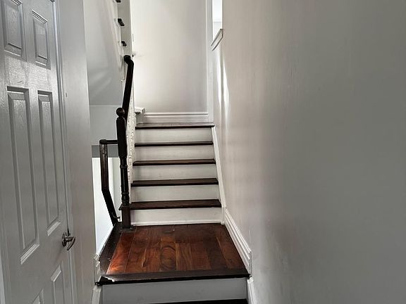 2nd image of 271 Richvale Dr S Unit 72