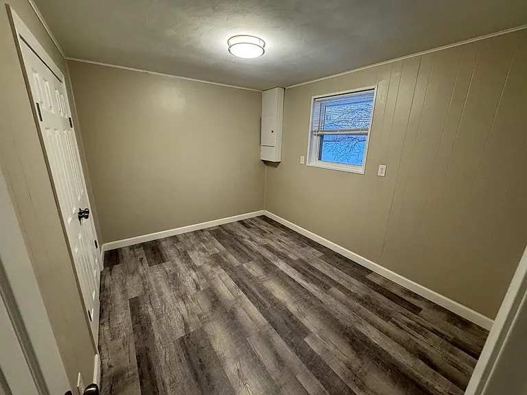 101-103 Green Oaks Drive — Photo 2