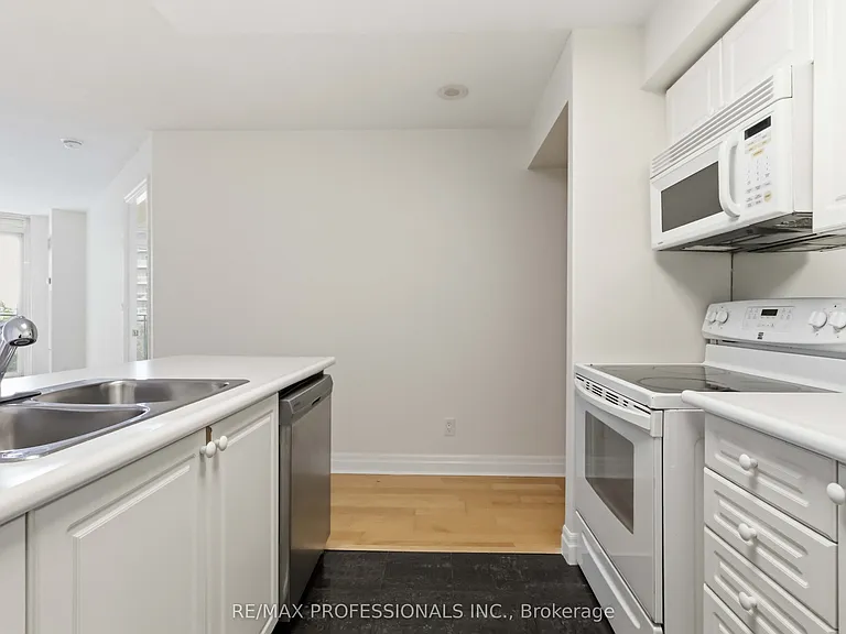 2121 Lake Shore Blvd W #607 — Photo 13