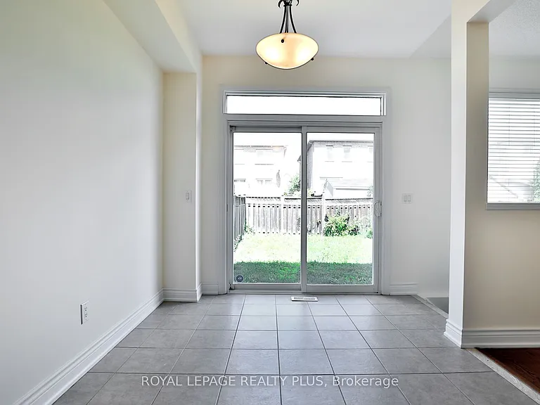 3877 Stardust Dr — Photo 14