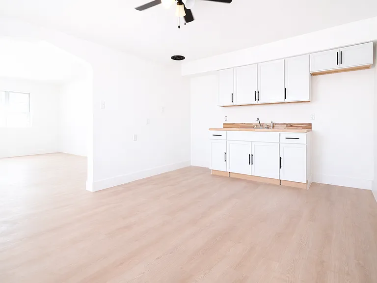 4406 S 2nd St — Photo 7