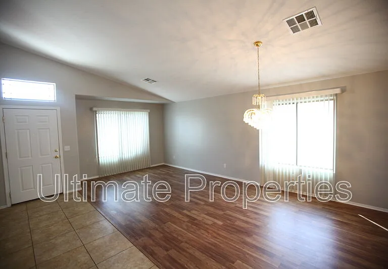 13390 W Watson Ln — Photo 5