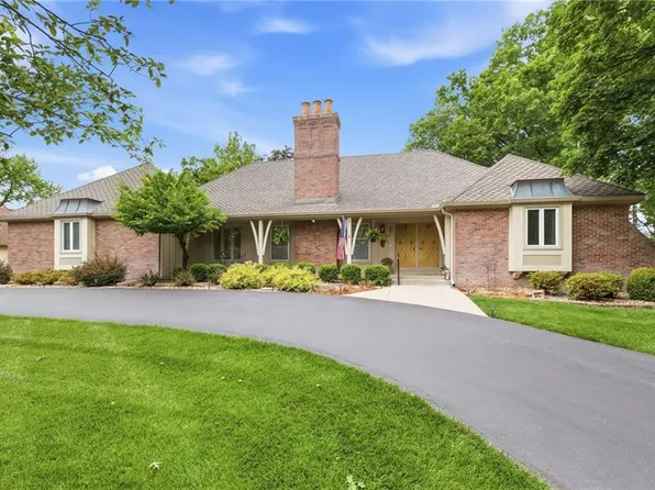 301 S Stevenson St, Olathe, KS 66061
