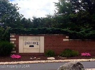 129 Tuscarora Dr, Hazleton, PA 18202