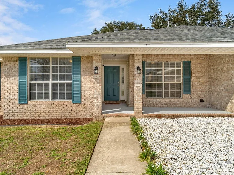 5405 Josh Dr — Photo 2