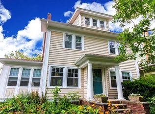 3273 E Fairfax Rd, Cleveland Heights, OH 44118