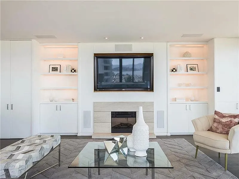 2 bed, 1622 sqft, $5,055 — Photo 3