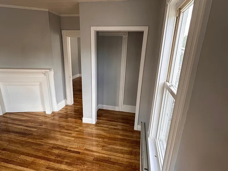 23 17th Ave #2 — Photo 3