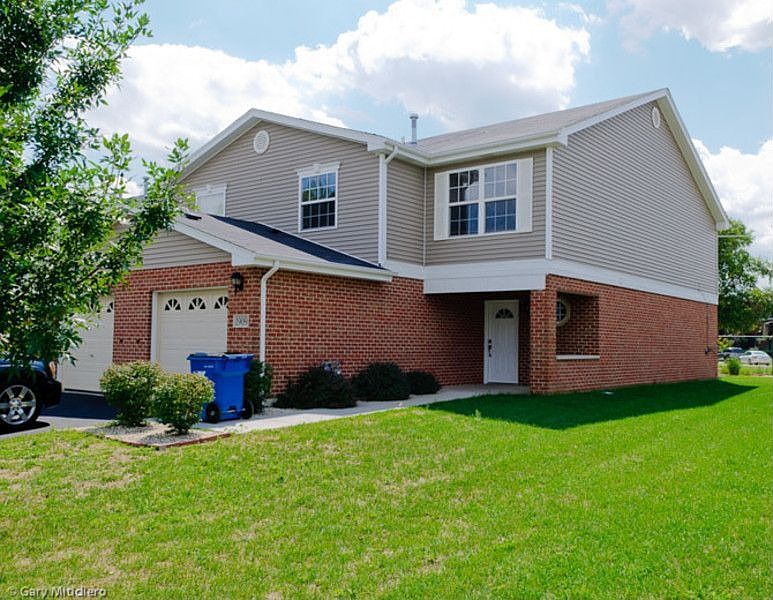 1st image of 1909 Stonegate Dr