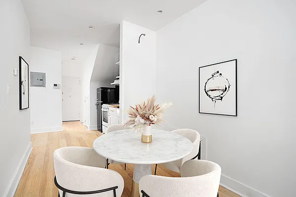 Rented by Compass | media 16