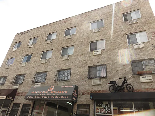 Rented by Rennit Inc. | media 28