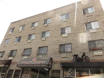 Rented by Rennit Inc.