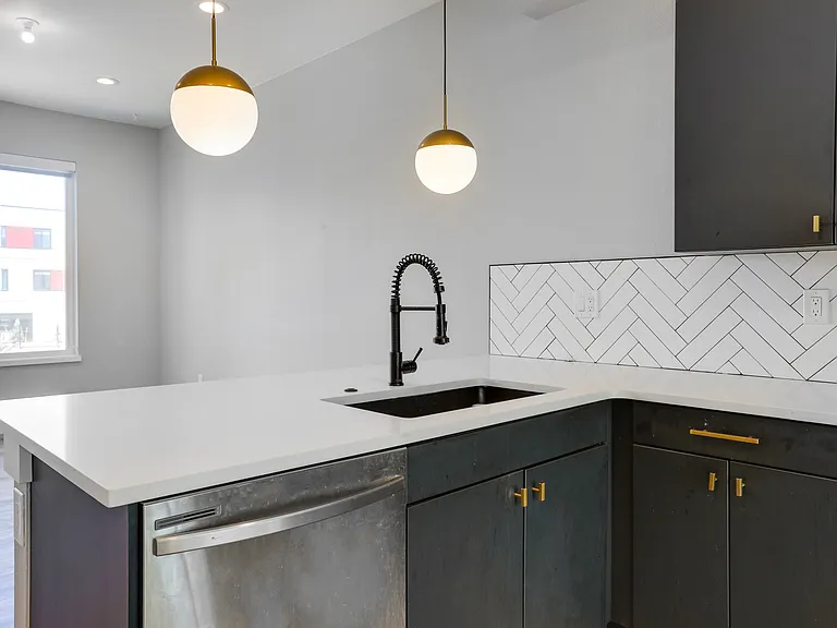 4925 W 10th Ave #113 — Photo 31
