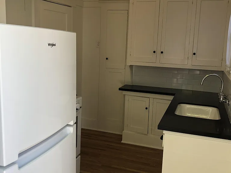 501 W Whiting Ave — Photo 26