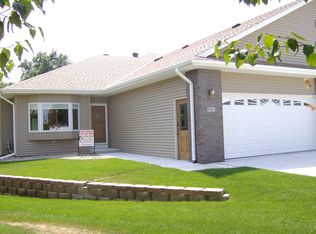705 White Feather Ct, Arlington, NE 68002