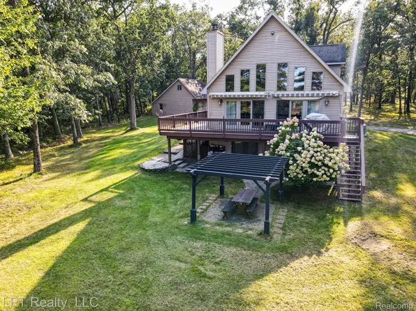 1606 Chappel Woods Trl, National City, MI 48748