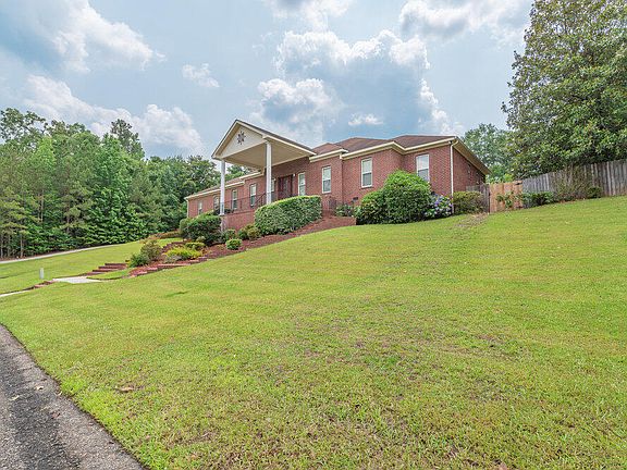 4th image of 2114 Southlake Parkway