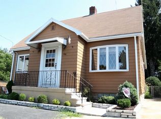 136 Hadley St, Malden, MA 02148