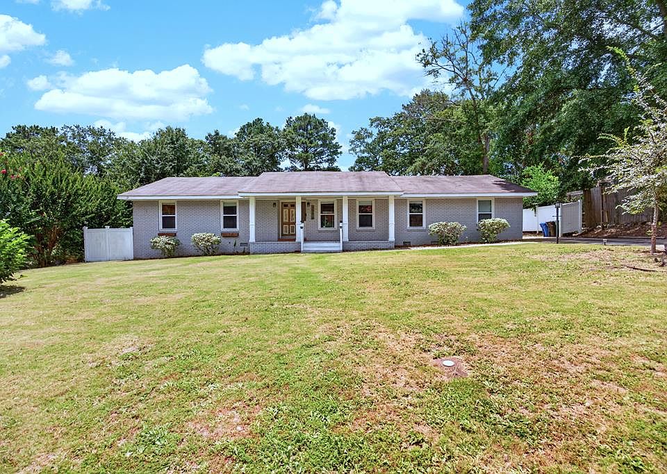1st image of 2946 Birchfield Dr