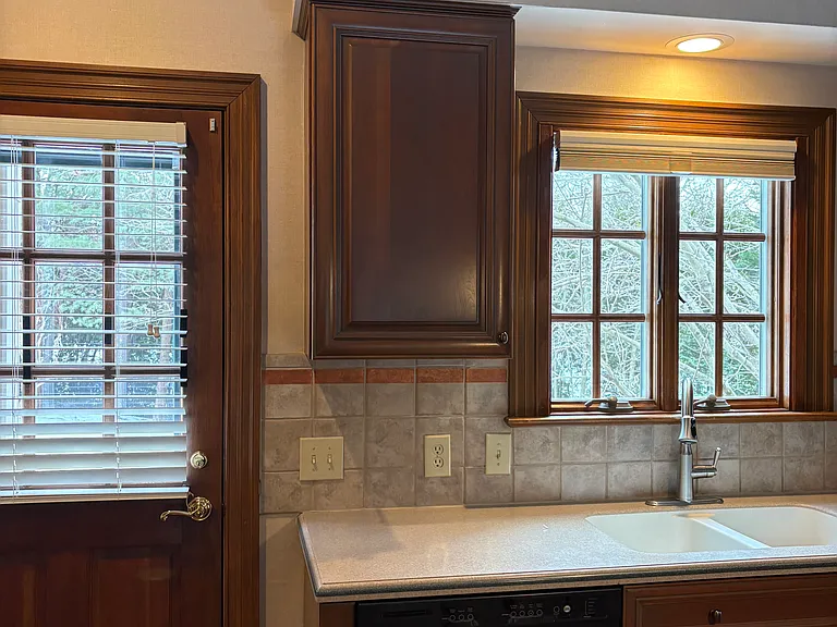 Kitchen side door to driveway